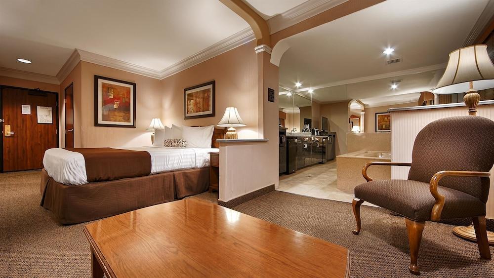 Best Western Plus Suites Hotel - Los Angeles Lax Airport イングルウッド エクステリア 写真