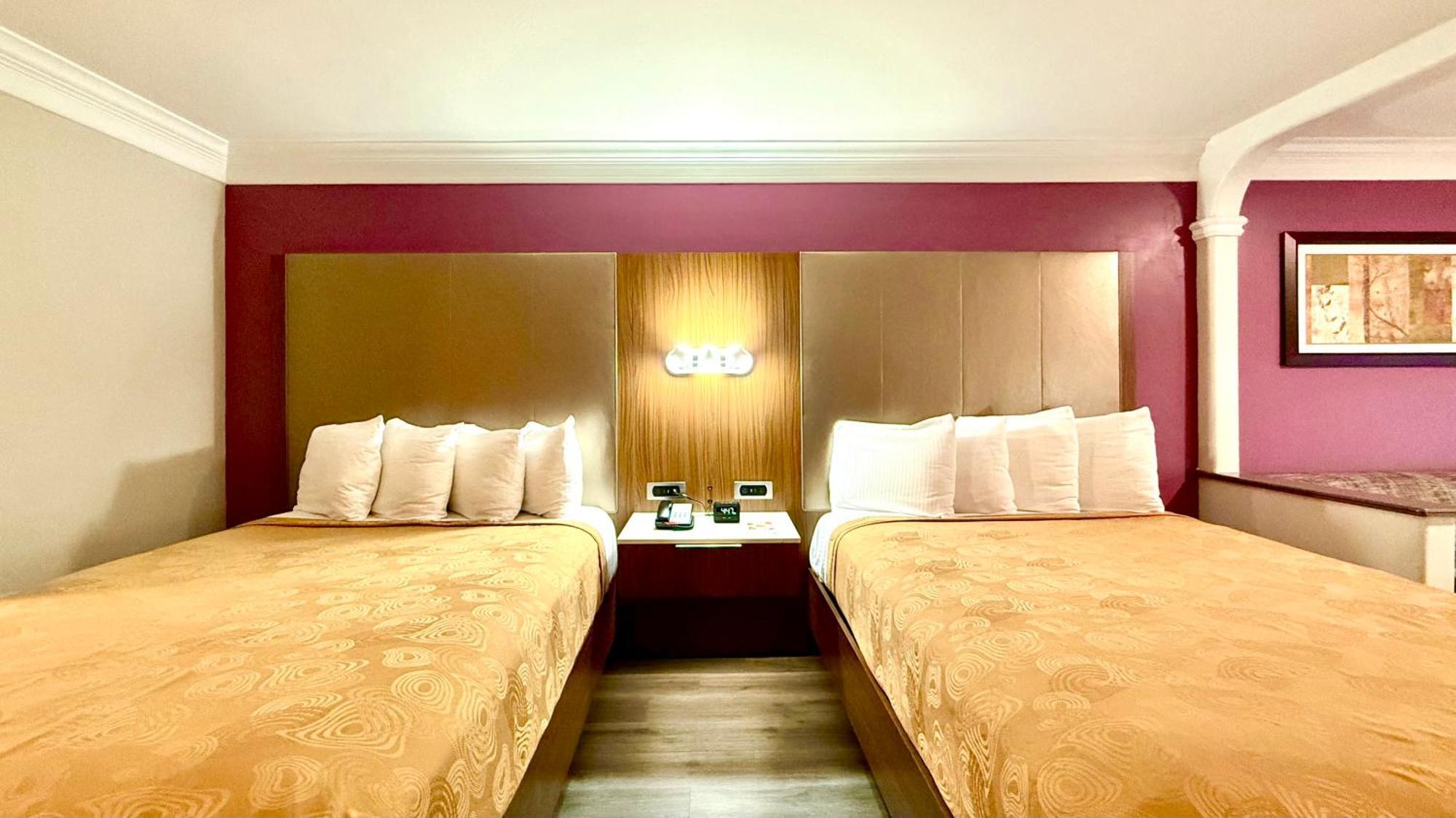 Best Western Plus Suites Hotel - Los Angeles Lax Airport イングルウッド エクステリア 写真