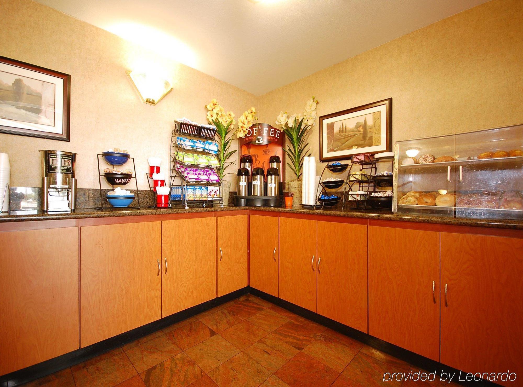 Best Western Plus Suites Hotel - Los Angeles Lax Airport イングルウッド レストラン 写真