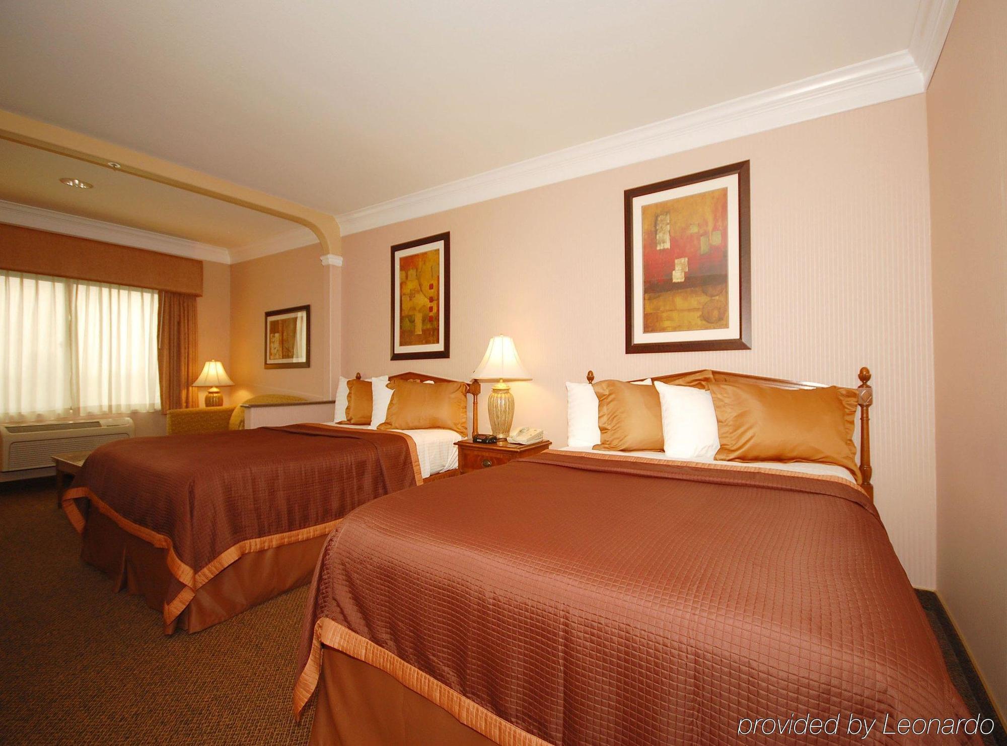 Best Western Plus Suites Hotel - Los Angeles Lax Airport イングルウッド 部屋 写真